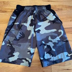 NIKE camo shorts